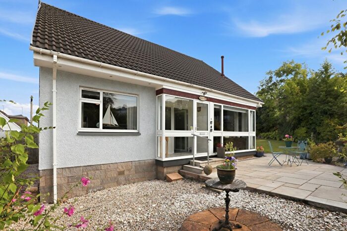 3 Bedroom Bungalow For Sale In Mayfield Drive, Howwood, Renfrewshire, PA9
