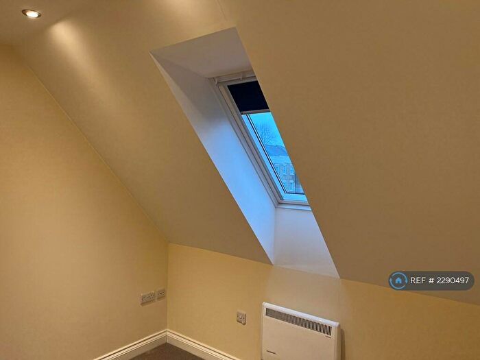 2 Bedroom Flat To Rent In Detling House, Maidstone, ME16