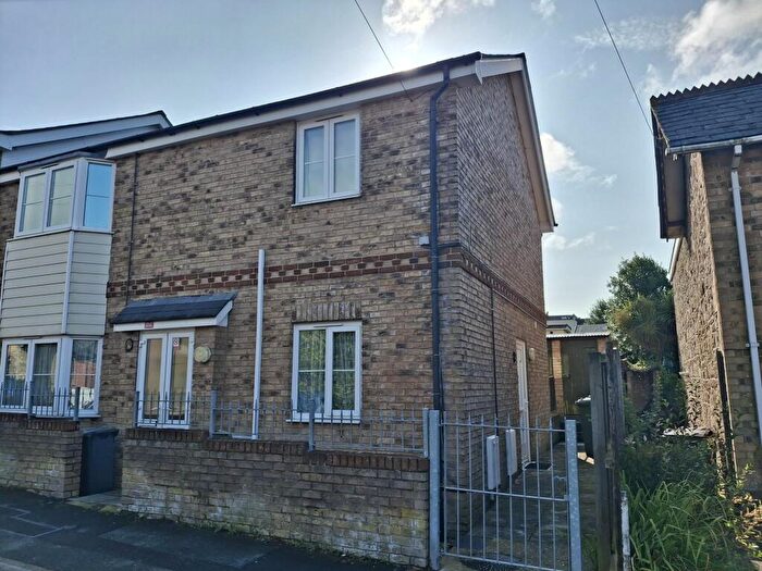 2 Bedroom Apartment To Rent In Oakfield High Street, Ryde, PO33