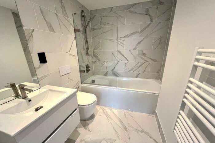 2 Bedroom Flat To Rent In Warwick Street, Birmingham, B12