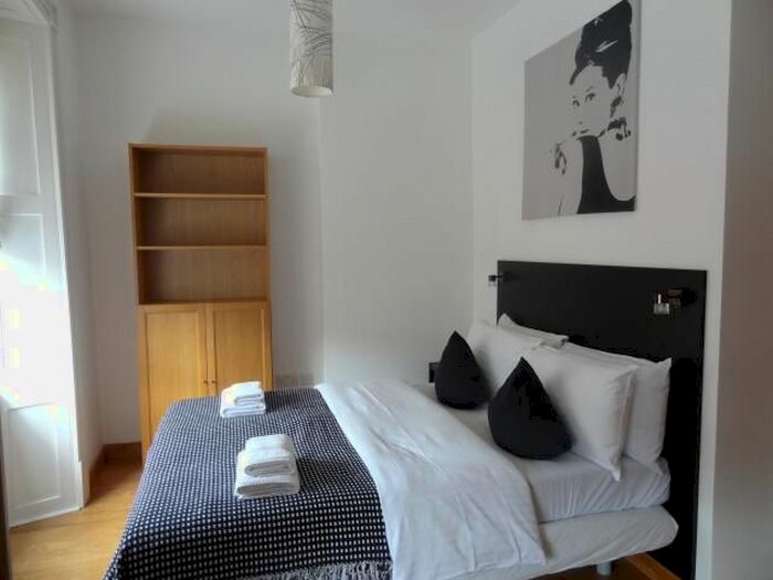 Studio To Rent In Cartwright Gardens, Bloomsbury, London, WC1H