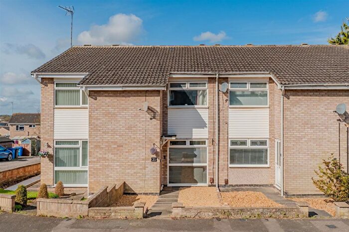 2 Bedroom Terraced House For Sale In Melrose Close, Kettering, NN15