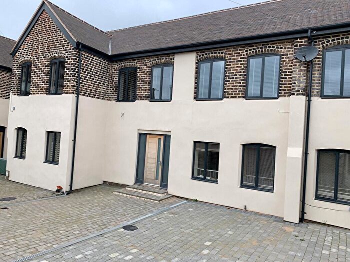 2 Bedroom Apartment To Rent In Wordsley - High Street, DY8