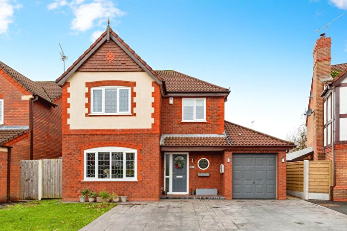 4 Bedroom Detached House For Sale In Truro Close, Great Sutton, Ellesmere Port, Cheshire, CH66