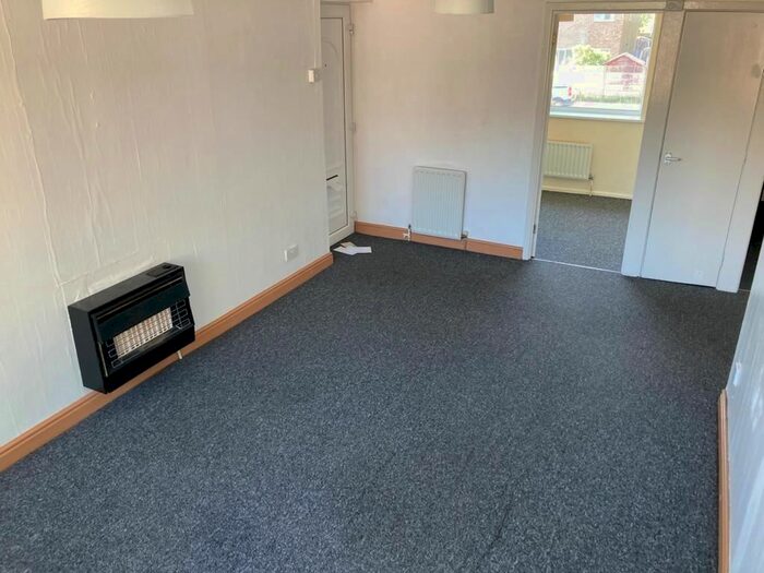 2 Bedroom Flat To Rent In Upton Mews, Nottingham, NG3
