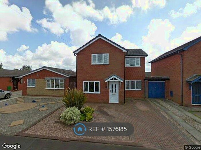 3 Bedroom Detached House To Rent In Woodhall Crescent, Preston, PR5