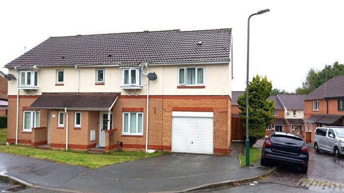 4 Bedroom Property To Rent In St Rhidian Close, Blackwood, NP12