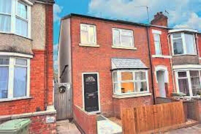 1 Bedroom Flat To Rent In Albert Road, Wellingborough, Northamptonshire., NN8
