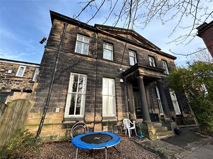 6 Bedroom Semi Detached House For Sale In Richmond Mount, Leeds, West Yorkshire, LS6