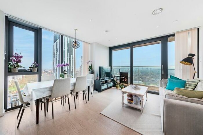 2 Bedroom Flat To Rent In The Tower, One The Elephant, St Gabriel Walk, Elephant Amp; Castle, London, SE1