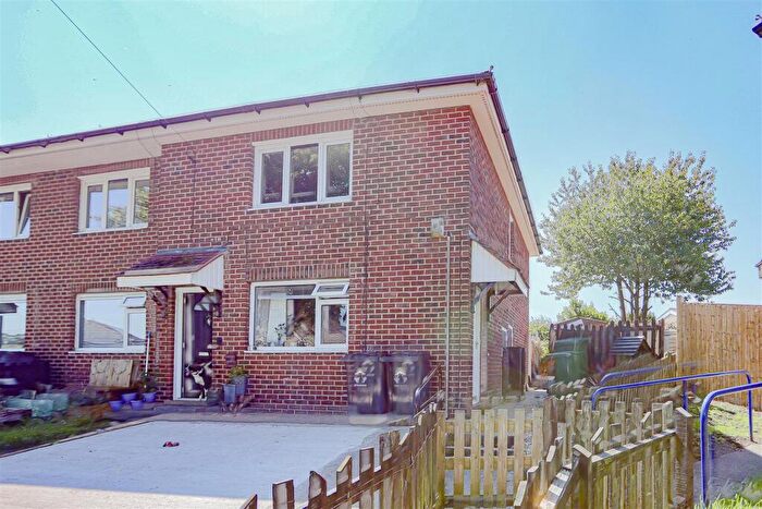 2 Bedroom Flat To Rent In Lime Avenue, Oswaldtwistle, BB5