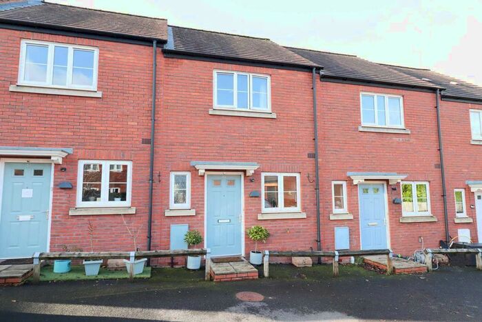 2 Bedroom Terraced House For Sale In White Horse Road, Marlborough, SN8
