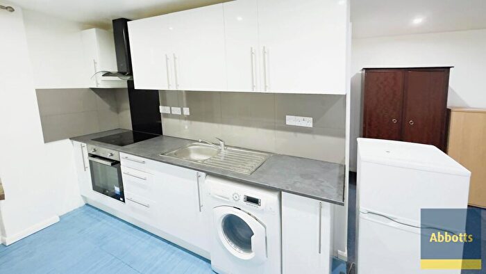 1 Bedroom Flat To Rent In Princes Street, Ipswich, IP1
