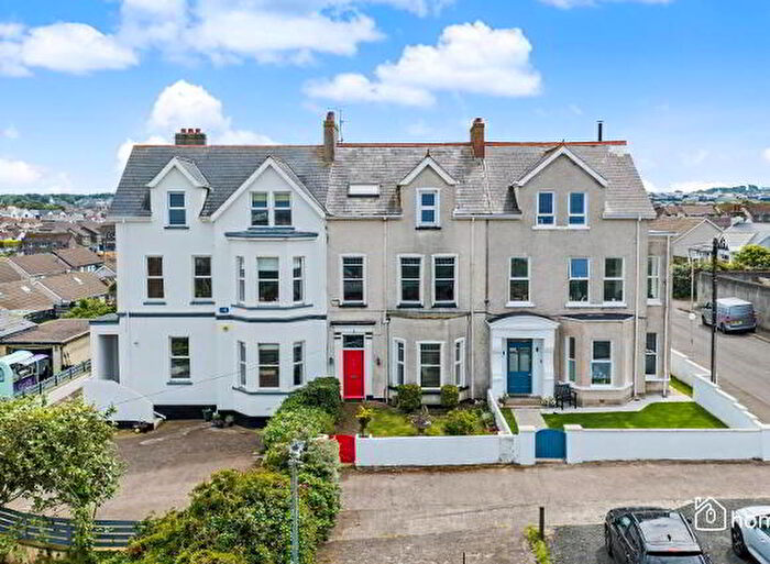 5 Bedroom TownHouse For Sale In Dhu Varren Park, Portrush, BT56