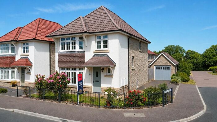 4 Bedroom Detached House For Sale In Rookabear Avenue, Roundswell, Barnstaple, Devon, EX31