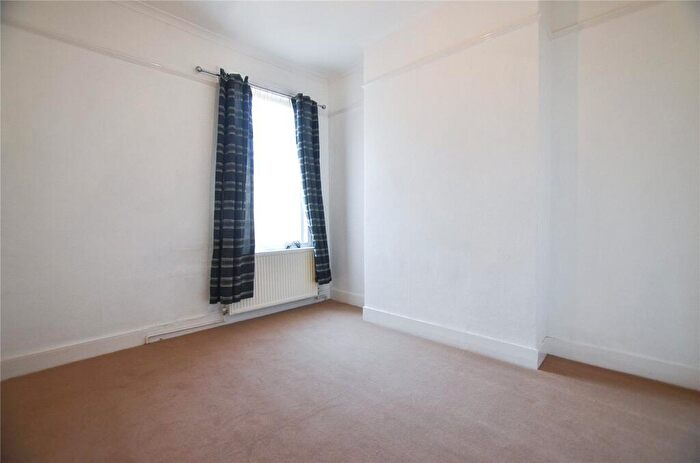 Garage / Parking To Rent In Stopford Road, London, E13