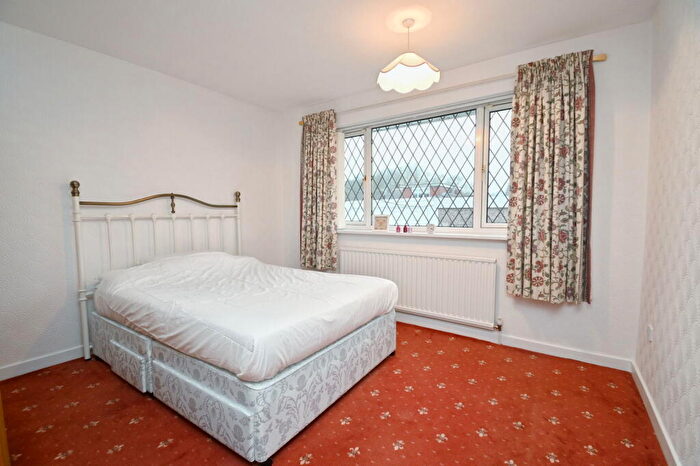 2 Bedroom Semi-Detached Bungalow For Sale In Bari Close, Darfield, Barnsley, S73