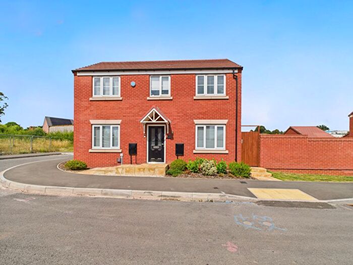 3 Bedroom Detached House For Sale In John Williams Close, Priorslee, Telford, Shropshire., TF2