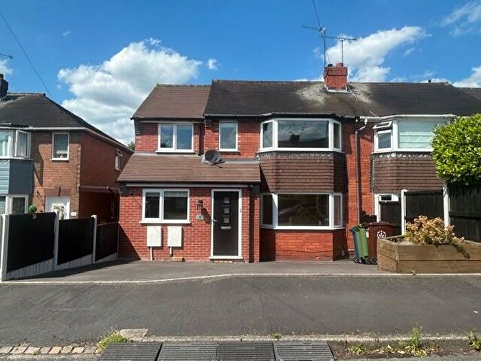 3 Bedroom House To Rent In Witney Road, ST17