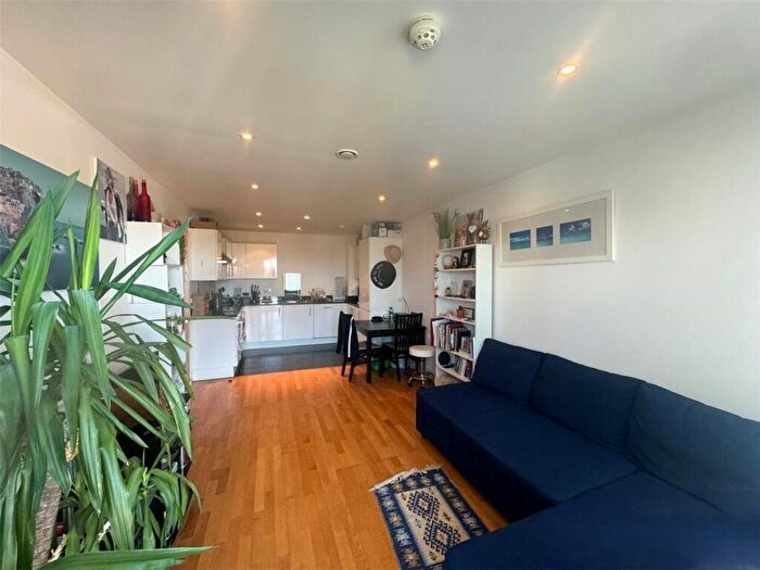 1 Bedroom Apartment For Sale In Pinner Road, Harrow, HA1