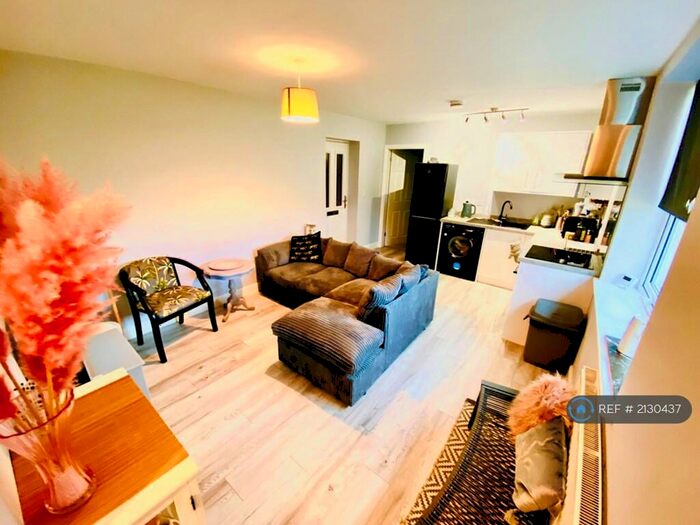 2 Bedroom Flat To Rent In Bowmer Road, Derby, DE24