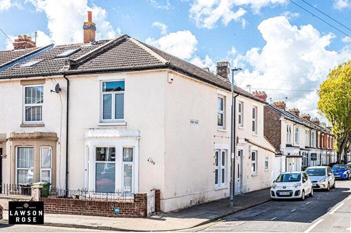 3 Bedroom End Of Terrace House For Sale In Prince Albert Road, Southsea, PO4