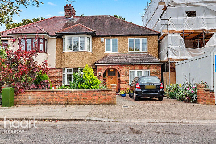6 Bedroom Semi-Detached House For Sale In Whitchurch Gardens, Edgware, HA8