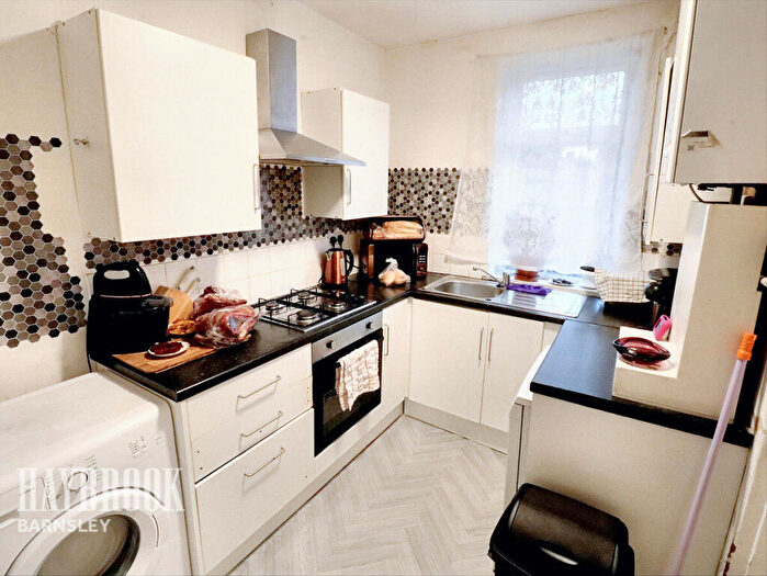 3 Bedroom Terraced House For Sale In Castlereagh Street, Barnsley, S70