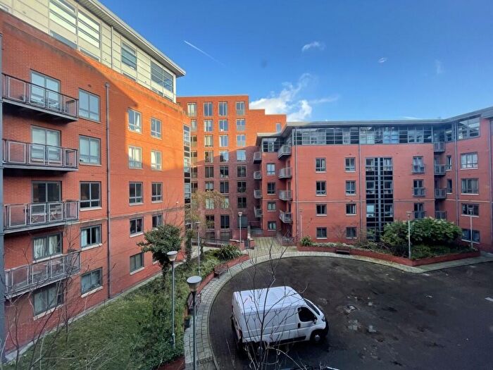 2 Bedroom Apartment To Rent In Brook House, Ellesmere Street, Castlefield, M15