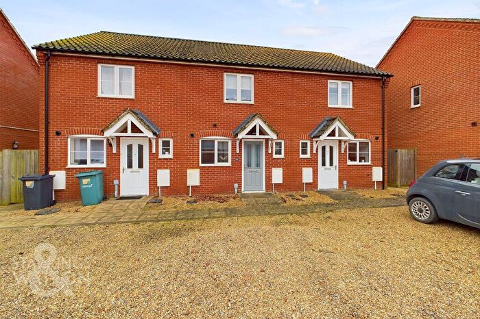 2 Bedroom Terraced House For Sale In Long Meadow Drive, Diss, IP22