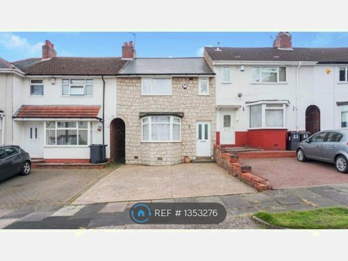 3 Bedroom Terraced House To Rent In Riley Road, Birmingham, B14