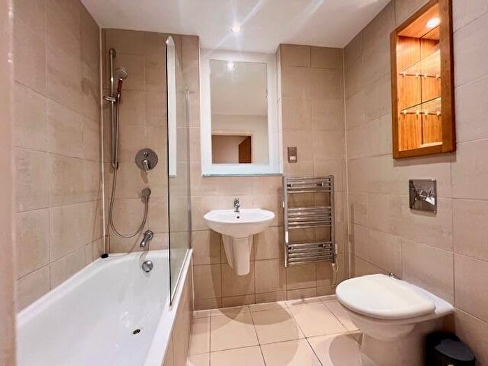 2 Bedroom Apartment To Rent In City, West One, S1