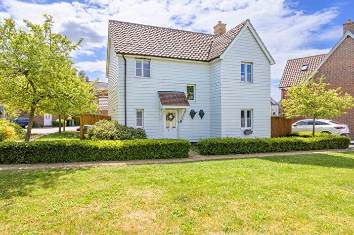 4 Bedroom Detached House For Sale In Crocus Street, Wymondham, NR18