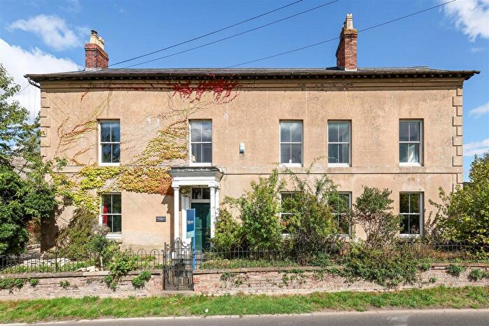 8 Bedroom Detached House For Sale In Birdlip Hill, Witcombe, Gloucester, GL3
