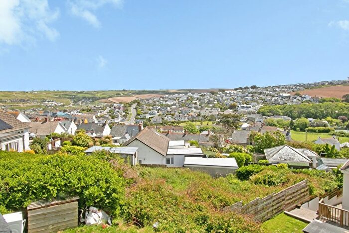 1 Bedroom Flat For Sale In Tregundy Road, Perranporth, Cornwall, TR6