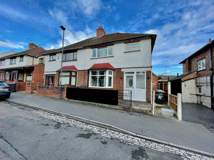 3 Bedroom Semi-Detached House To Rent In Cromwell Road, Derby, DE23