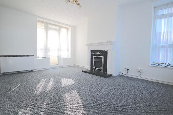 2 Bedroom Flat For Sale In Longbridge Road, Barking, IG11
