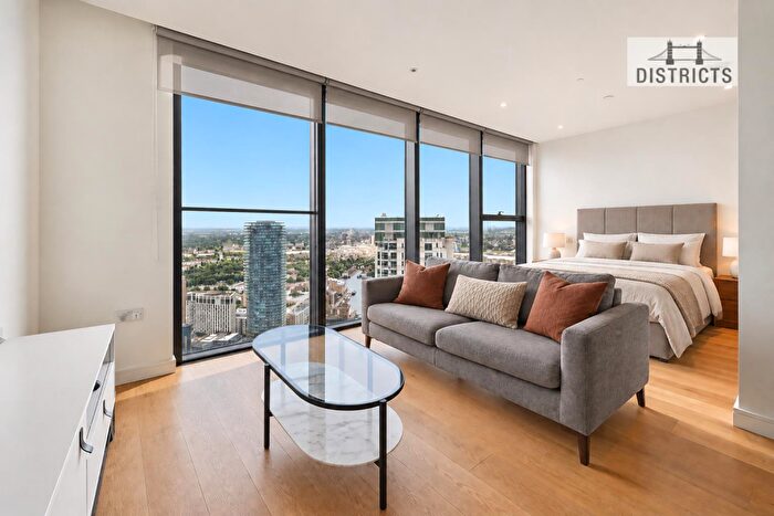Apartment To Rent In Hampton Tower, Marsh Wall, E14