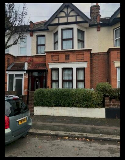 3 Bedroom Terraced House To Rent In Twickenham Road, Leyton/Leytonstone E11