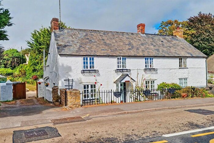 3 Bedroom Semi Detached House For Sale In Bridport, DT6