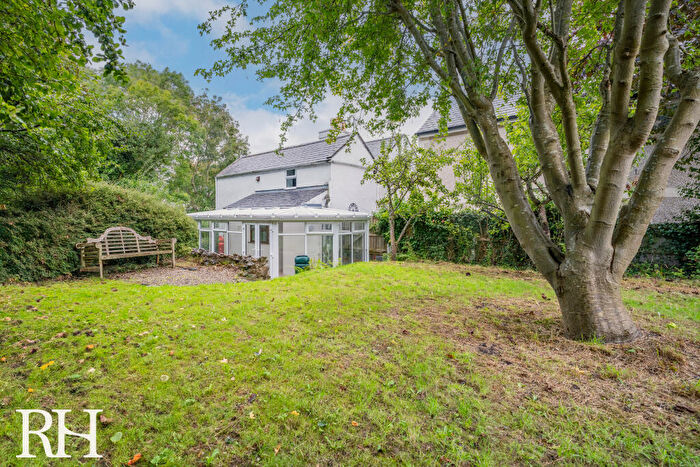 1 Bedroom Semi-Detached House To Rent In , LL31