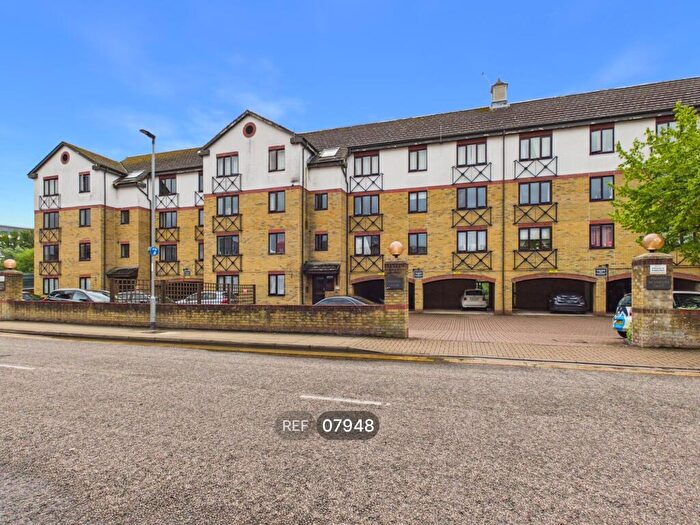 2 Bedroom Flat To Rent In Admiral House, Viersen Platz, Peterborough, PE1