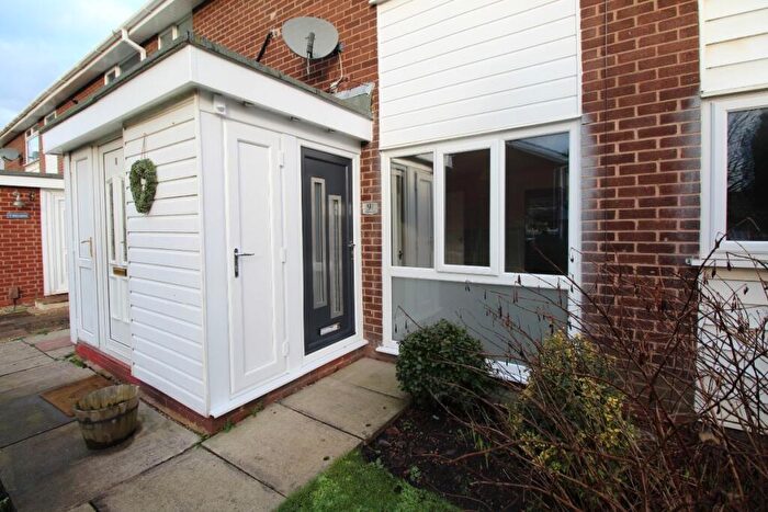 2 Bedroom Flat To Rent In Skelwith Close, Urmston, Manchester, M41