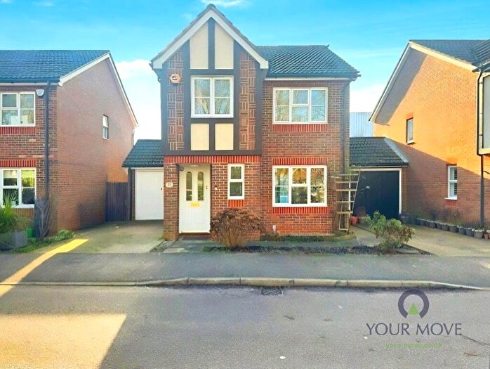 3 Bedroom Detached House To Rent In Albert Reed Gardens, Tovil, Maidstone, Kent, ME15