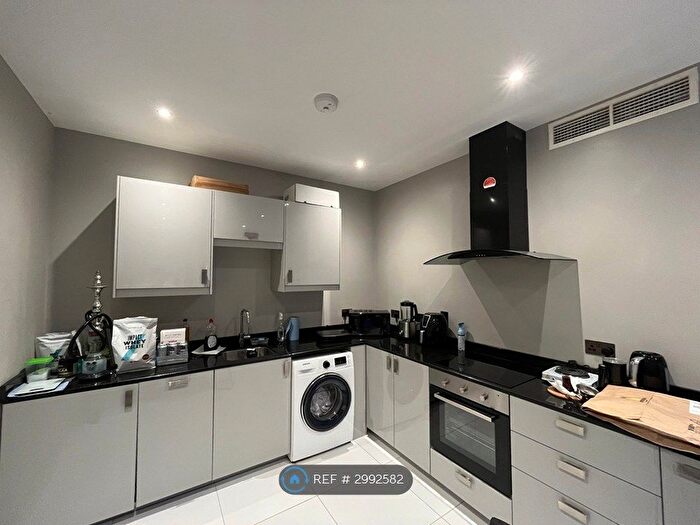 Studio To Rent In Trafalgar House, Leeds, LS1
