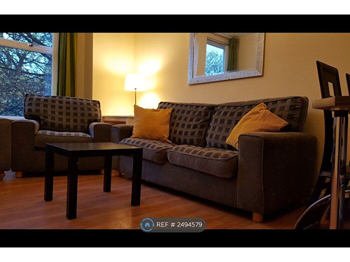 2 Bedroom Flat To Rent In Stanley Road, Whalley Range, Manchester, M16