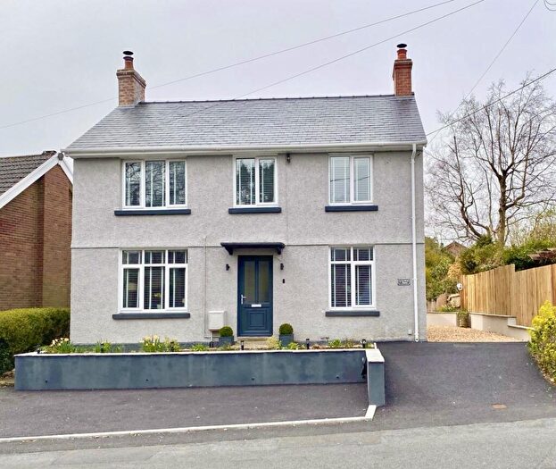 3 Bedroom Detached House For Sale In Plas Road, Pontardawe, Swansea., SA8