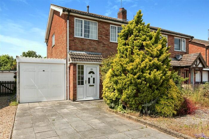 3 Bedroom Semi-Detached House For Sale In Huntsmans Dale, East Goscote, Leicester, Leicestershire, LE7