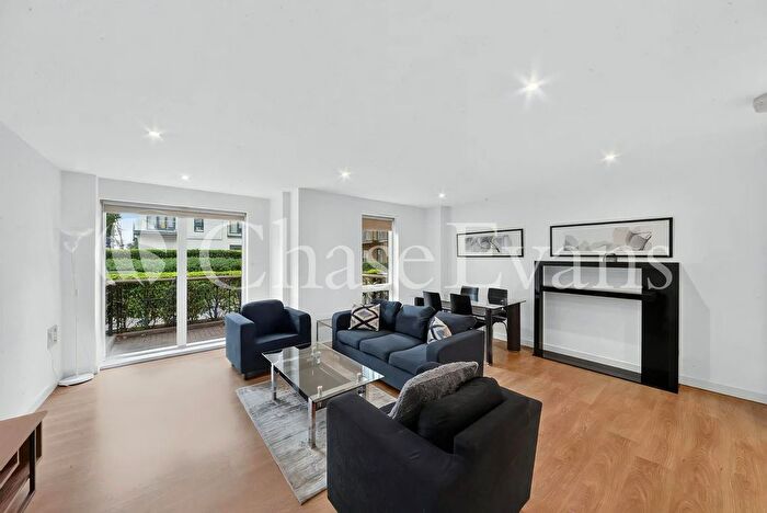 2 Bedroom Flat To Rent In Kara Court, Caspian Wharf, Seven Sea Gardens, Bow, London, E3