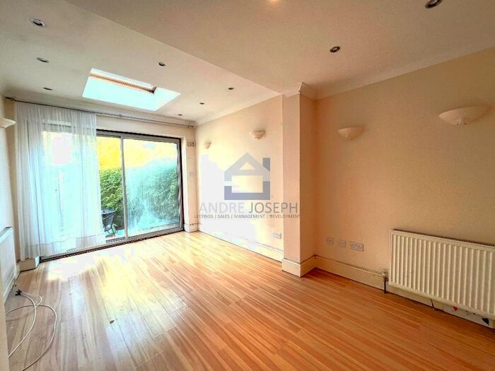 3 Bedroom Terraced House To Rent In Montana Road, Tooting Bec, SW17